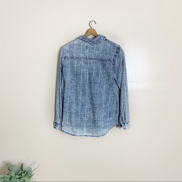 Women's Medium Bundle Button Down Long Sleeve Tops - Picture 11 of 11